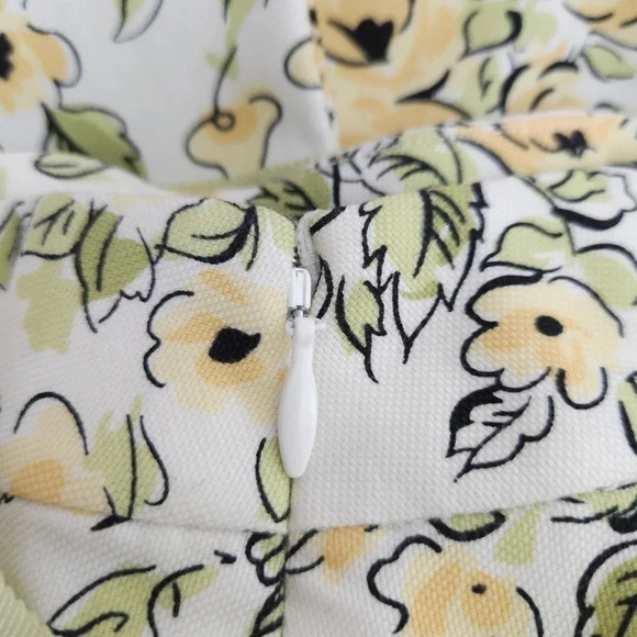 Ann Taylor LOFT Pleated Flare Skirt White Spring Floral Belted Petite - Picture 5 of 8